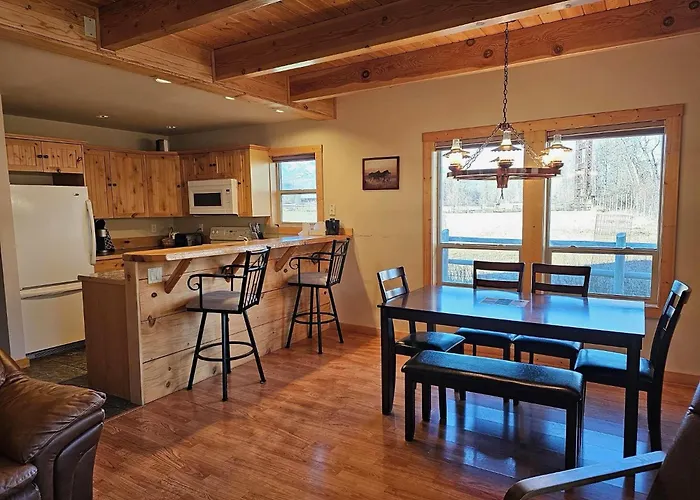 Methow River Lodge And Cabins