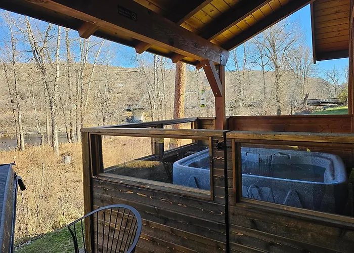 Methow River Lodge And Cabins