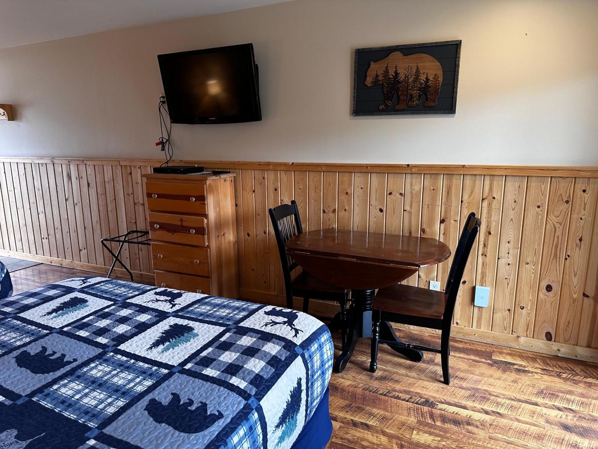 Lodge Methow River And Winthrop