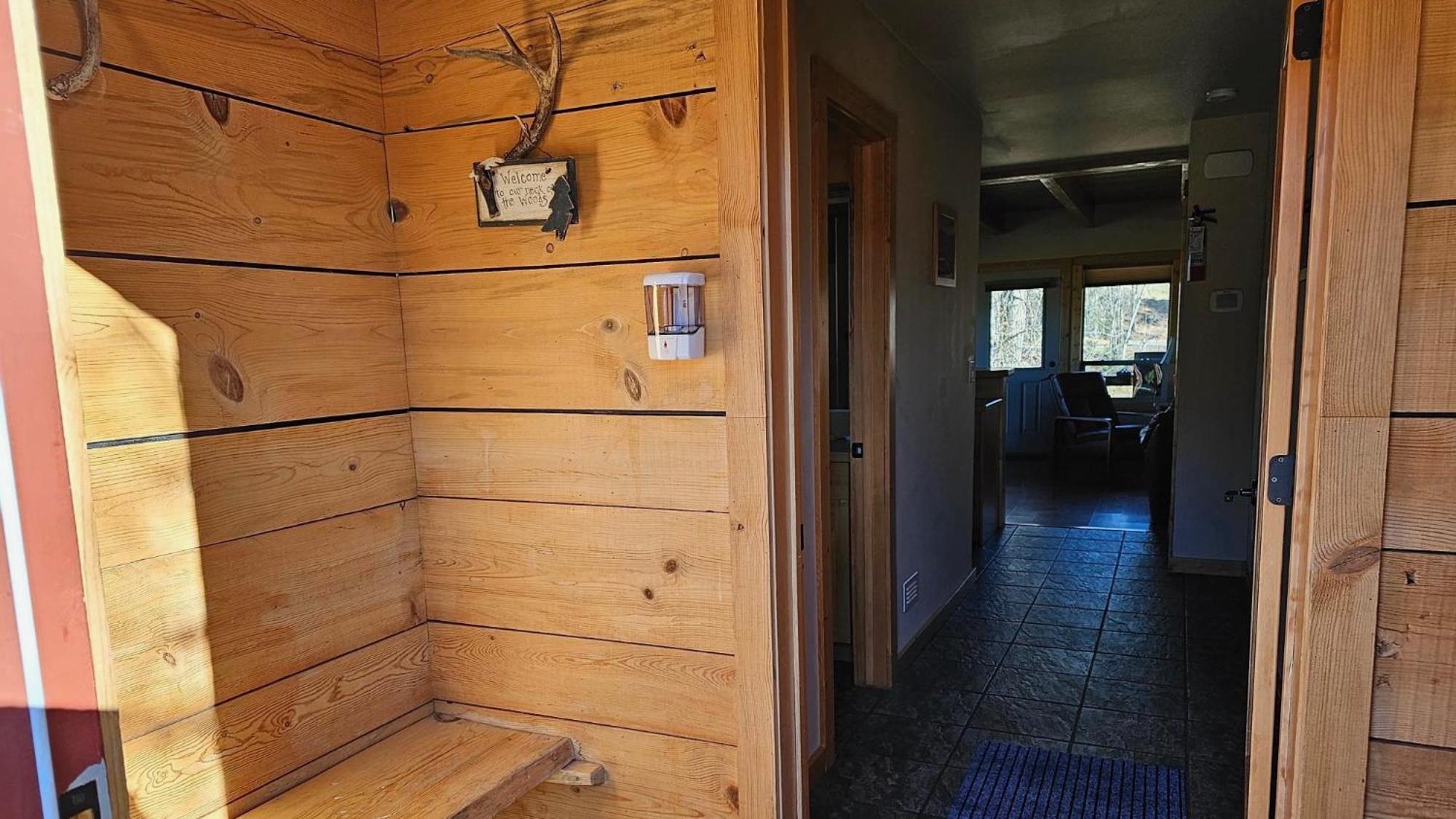 Lodge Methow River And