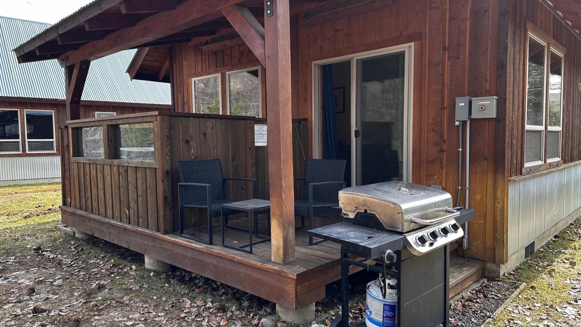 Methow River And Lodge *