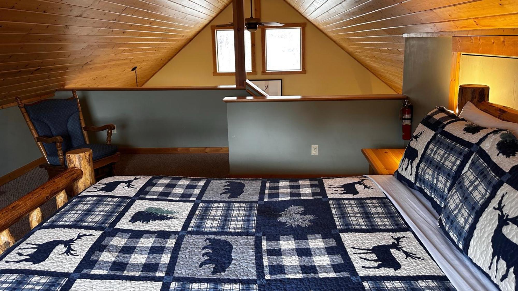 Lodge Methow River And